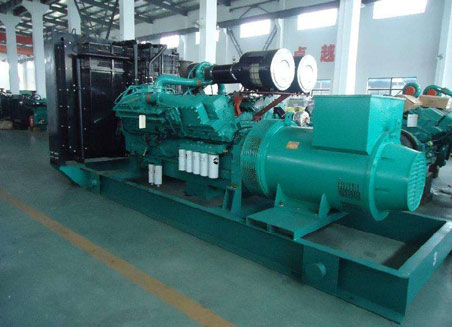 临桂800kw康明斯柴油发电机组